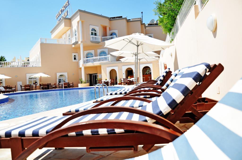 Grand Hotel Palladium Santa Eulalia Del Rio Exterior foto